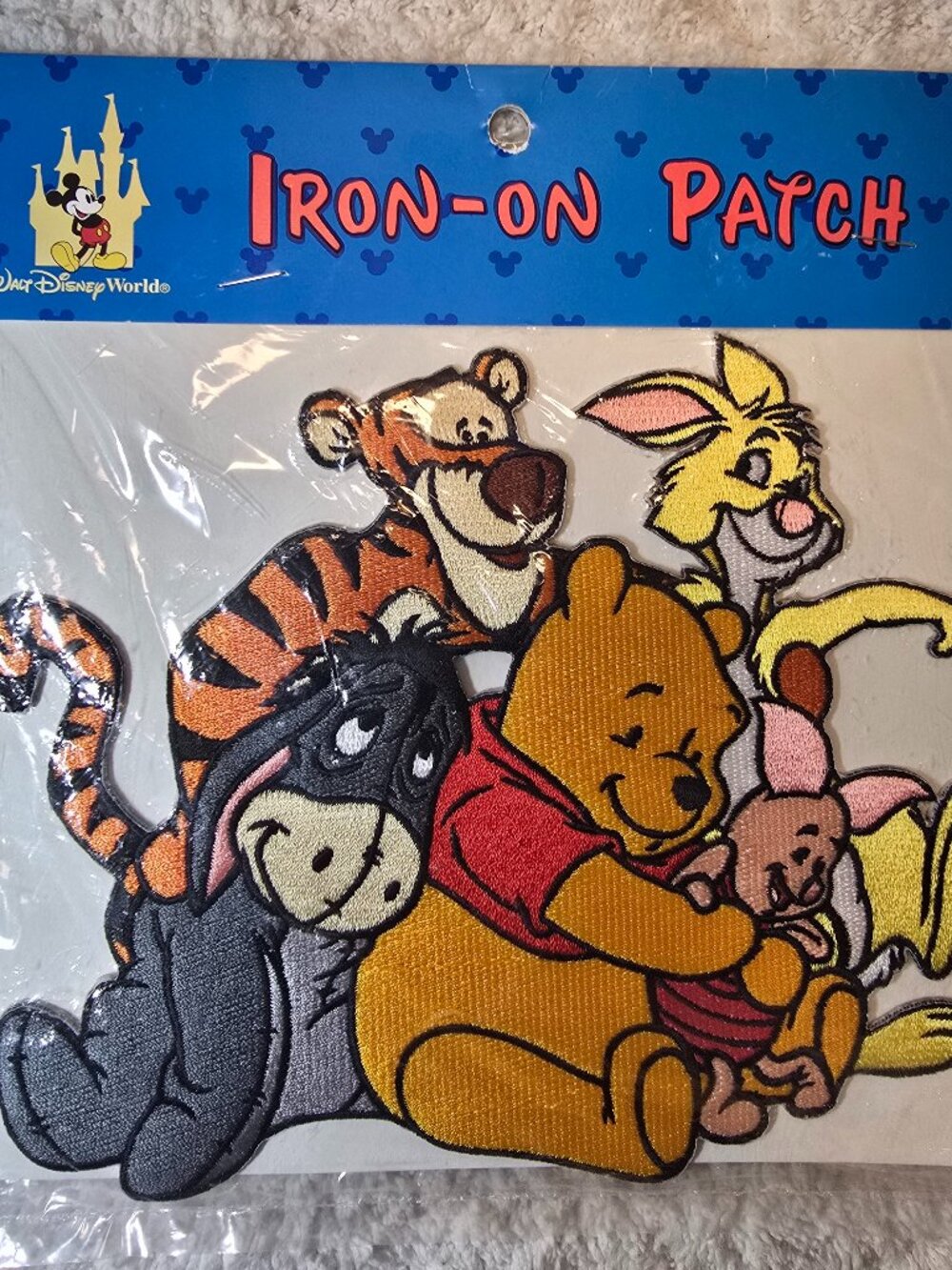 Disneyland WaIt Disney World Iron On Patch Winnie the Pooh & Gang 7.5 x 6.25 NEW